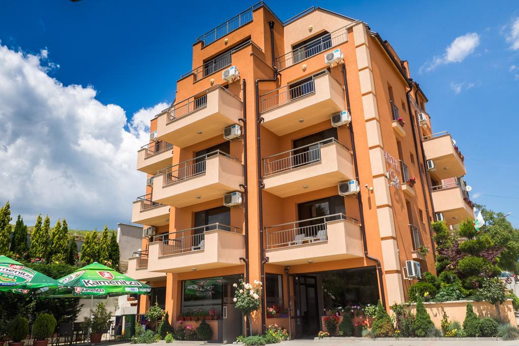 City Blagoevgrad Family Hotel Exterior foto
